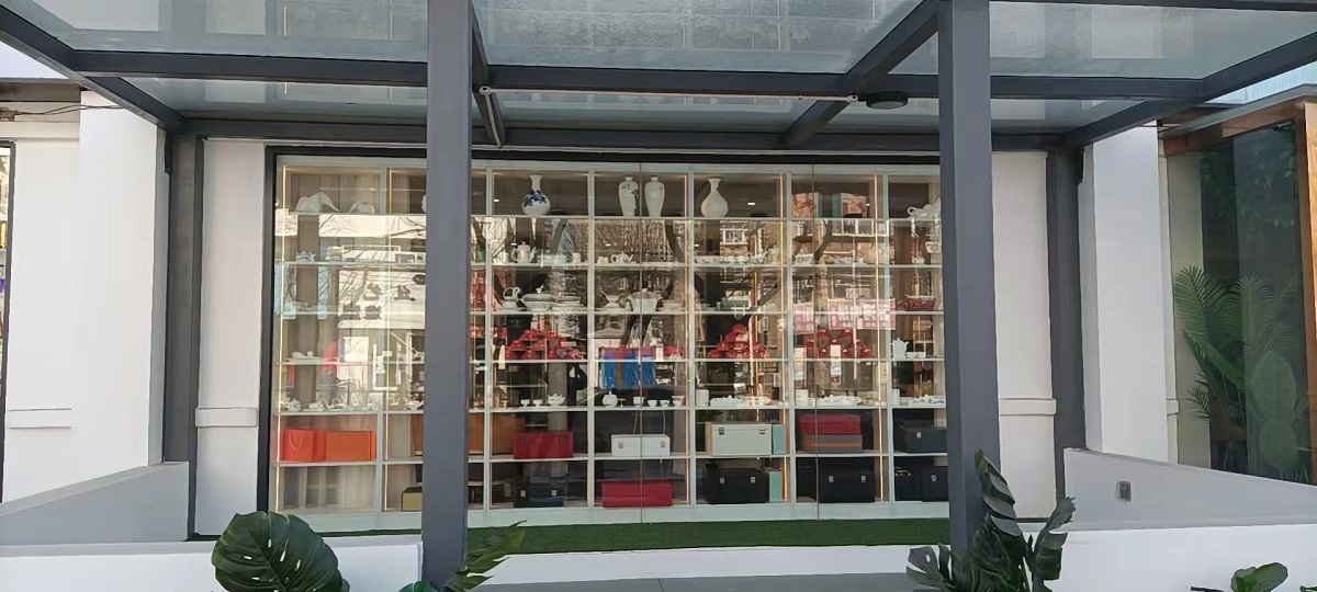 唐山市路北区艺客陶瓷制品店